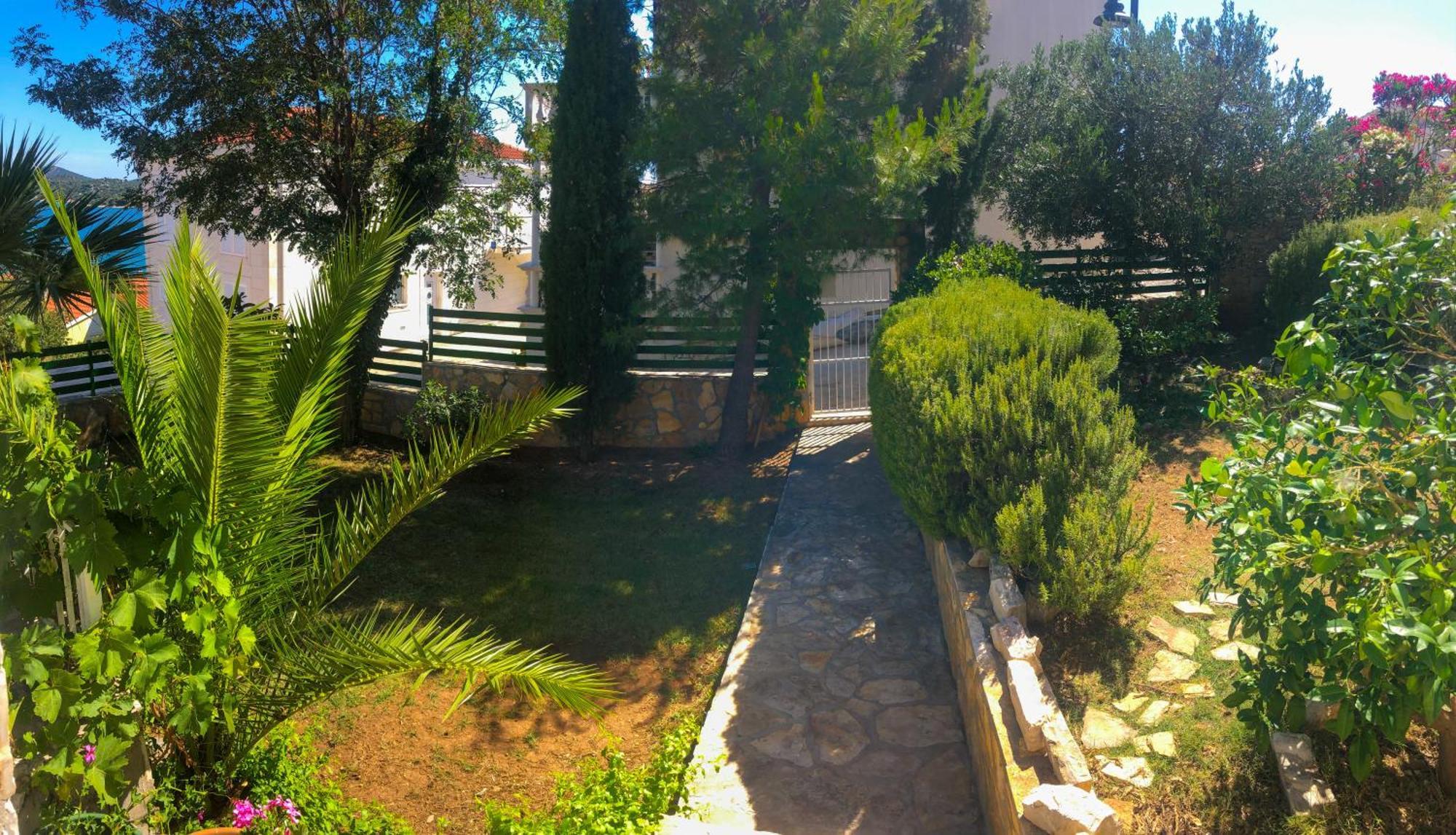 Sv.nikole Apartment